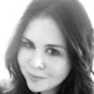 Meet your Posher, Adrienne